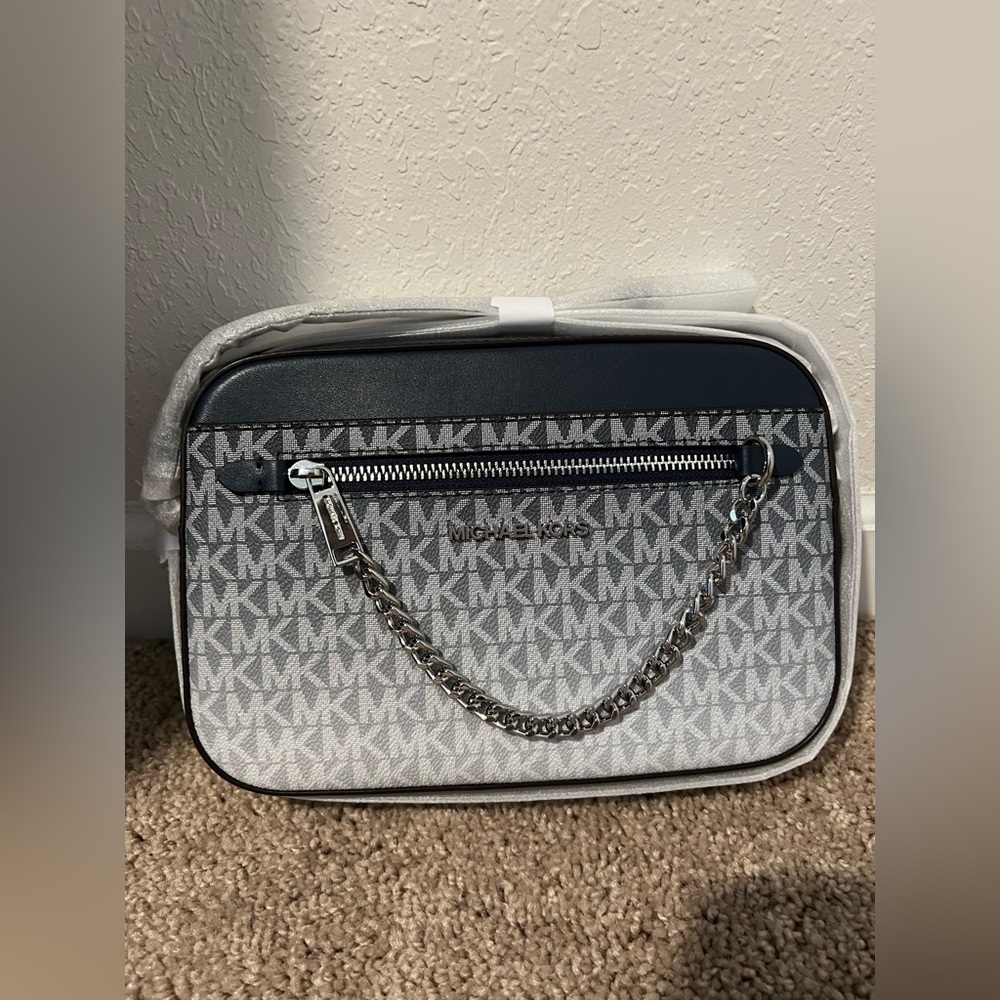 MICHAEL KORS OUTLETJet Set Large Ombré Signature Logo Crossbody Body - Picture 5 of 9
